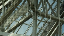 Valores tabelados para a determinação da temperatura crítica de colunas e vigas metálicas sujeitas a encurvadura lateral